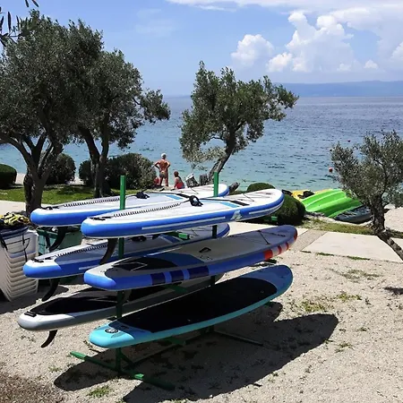 Mobile In Near Pebble *